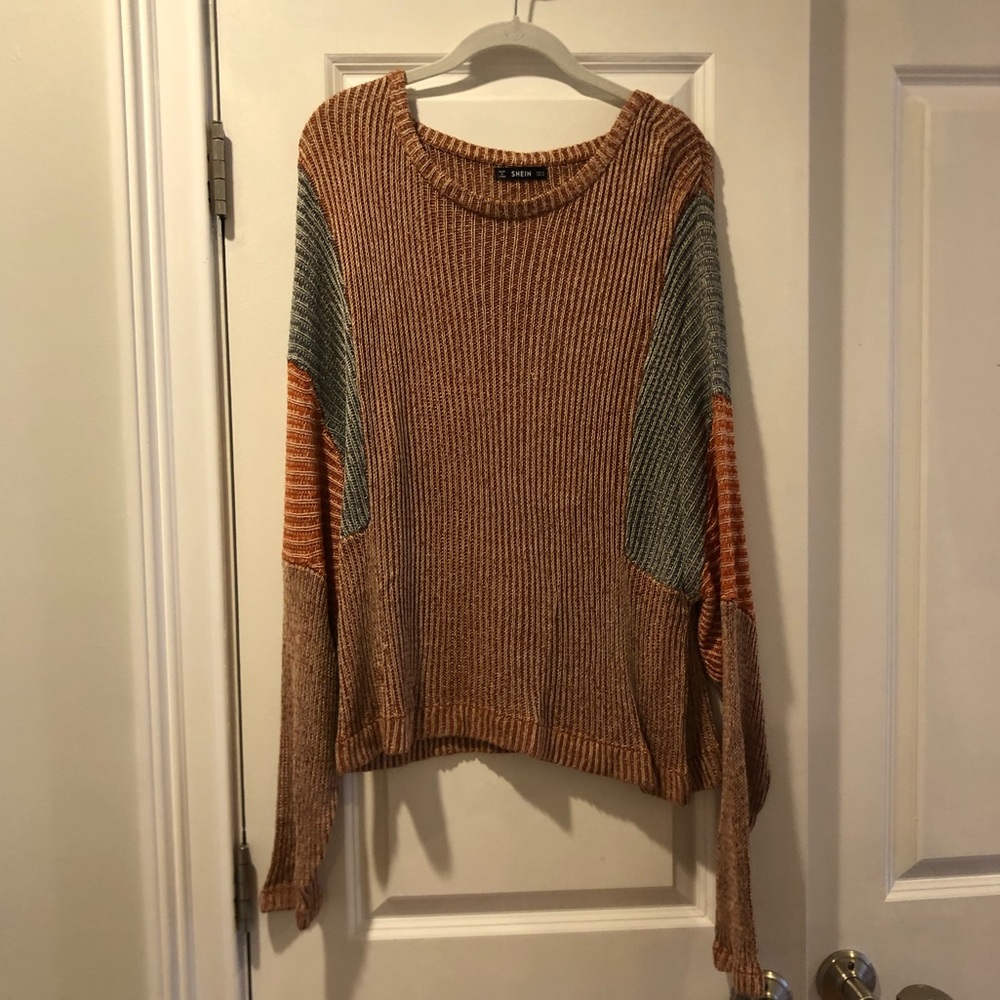 Color block knit long sleeve